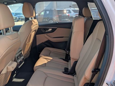 Used 2021 Audi Q7 3.0T Prestige w/ Prestige Package image 30