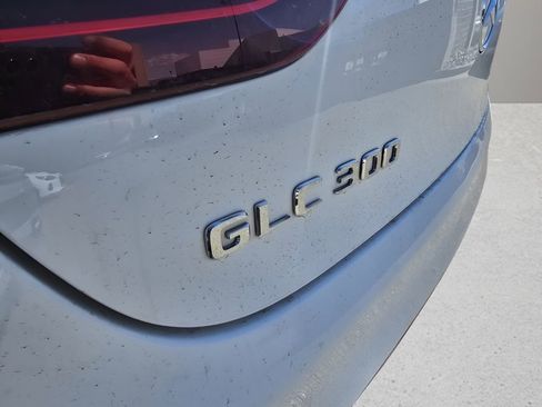 Used 2023 Mercedes-Benz GLC 300 4MATIC Coupe image 10