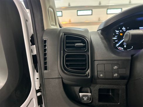 New 2025 RAM ProMaster 2500 w/ Convenience Group image 17