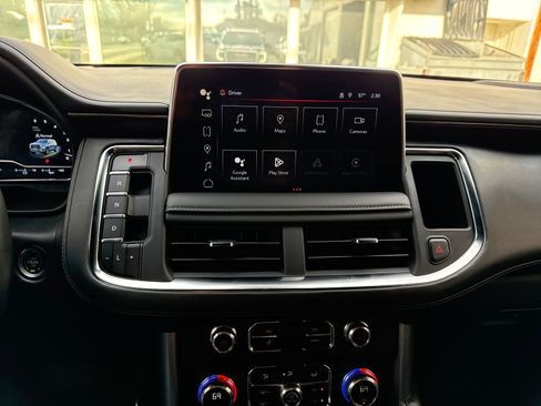 Used 2024 GMC Yukon SLE w/ Gmc Pro Safety Plus Package image 18