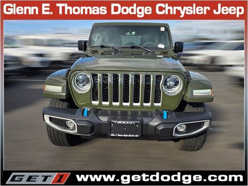 Used 2023 Jeep Wrangler Sahara image 2