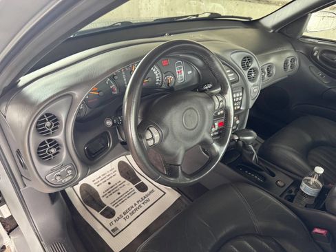 Used 2001 Pontiac Bonneville SE w/ 1SC Opt Pkg image 11