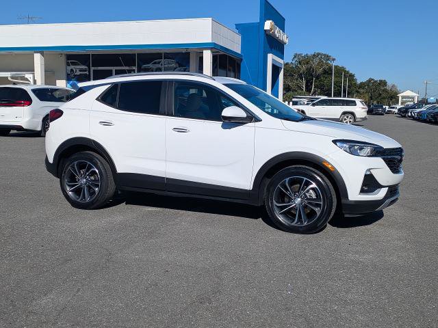 Certified 2021 Buick Encore GX Select w/ Advanced Technology Package FWD image 2