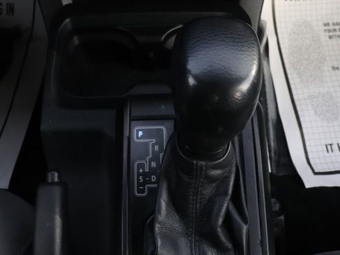 Used 2017 Toyota Tacoma 4x4 Access Cab image 28