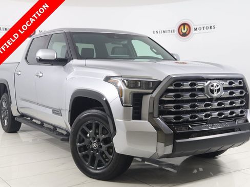 Used 2025 Toyota Tundra Platinum image 1