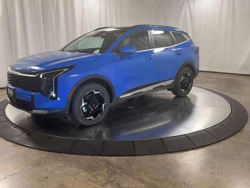 New 2026 Kia Sportage EX w/ EX Panorama Roof Package image 6