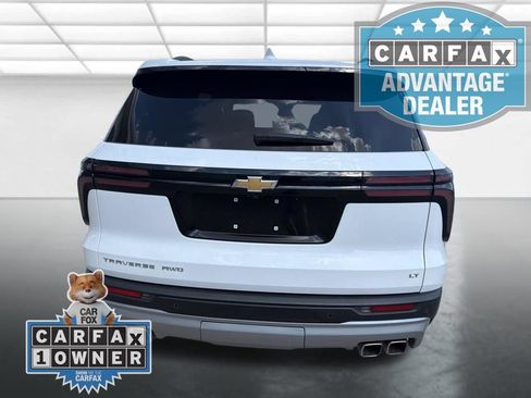 Used 2024 Chevrolet Traverse LT AWD/4WD image 3