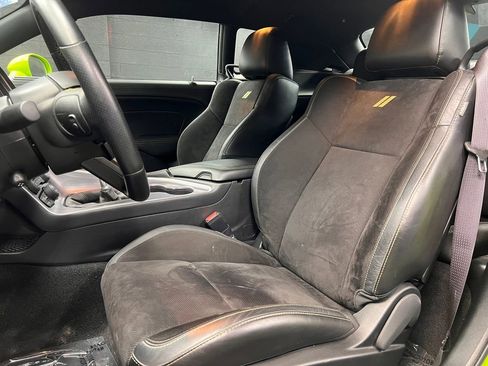 Used 2023 Dodge Challenger R/T Scat Pack RWD image 3