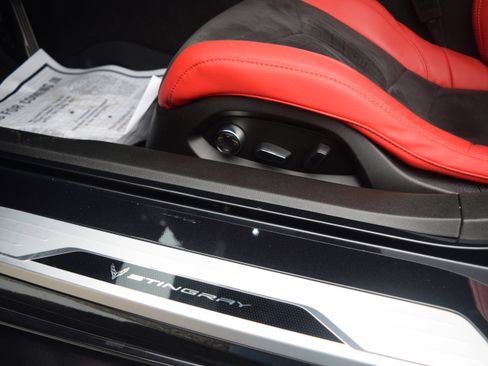 Used 2024 Chevrolet Corvette Stingray Preferred Conv w/ Z51 Performance Package image 16