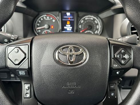 Certified 2022 Toyota Tacoma SR image 22