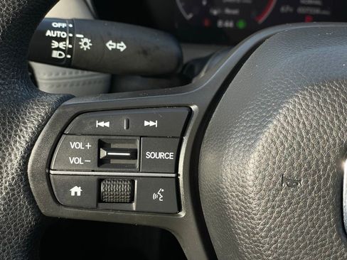 Certified 2024 Honda HR-V LX image 15