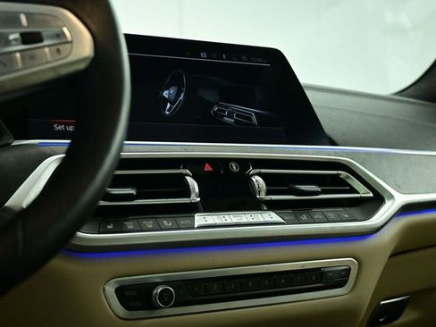 Used 2021 BMW X7 xDrive40i w/ Premium Package AWD/4WD image 60