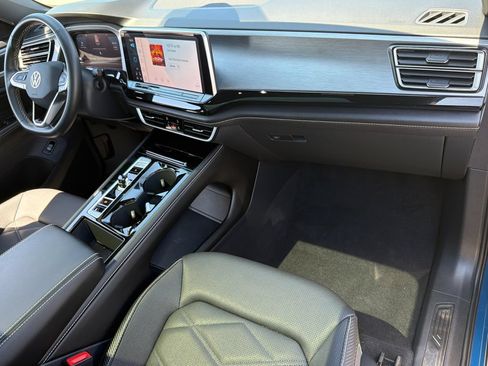 Certified 2026 Volkswagen Atlas Cross Sport SE AWD/4WD image 27