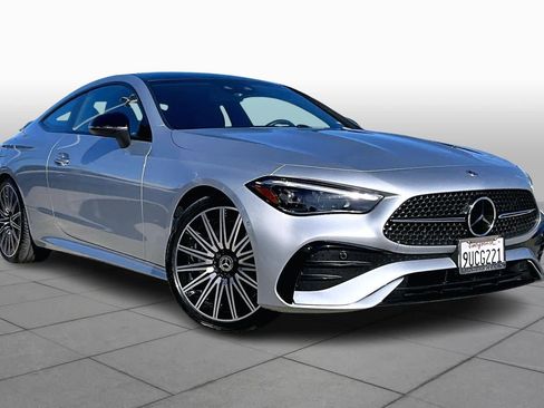 Used 2025 Mercedes-Benz CLE 300 CLE 300 image 3