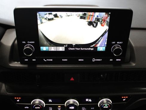 Used 2025 Honda CR-V EX image 27