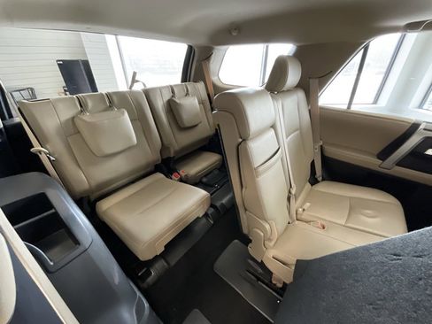 Used 2016 Toyota 4Runner Limited image 22