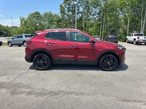 Used 2024 Buick Encore GX Sport Touring w/ Advanced Technology Package FWD image 3