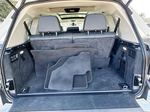 Used 2020 BMW X7 xDrive40i w/ Premium Package image 28