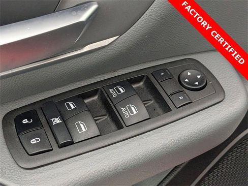 Certified 2022 RAM 1500 Big Horn image 11