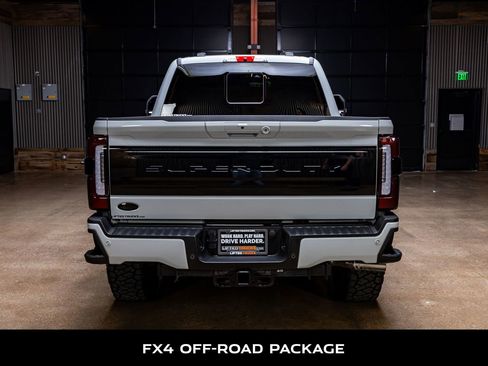 Used 2025 Ford F250 Platinum image 7