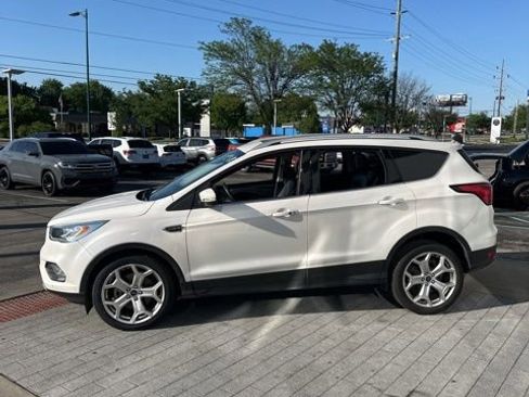 Used 2019 Ford Escape Titanium FWD image 13