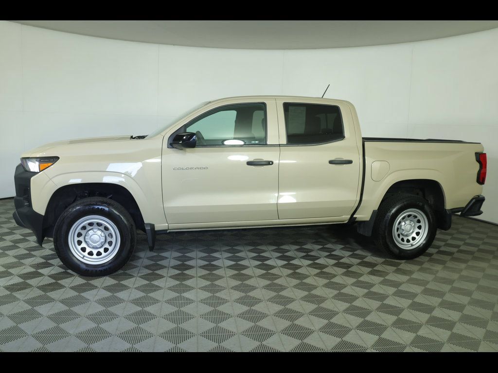 Used 2024 Chevrolet Colorado W/T w/ Safety Package RWD image 15