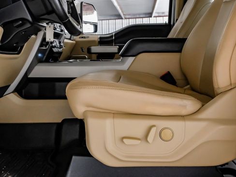 Used 2021 Ford F350 Lariat w/ Lariat Value Package image 30