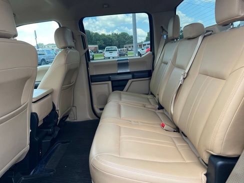 Used 2018 Ford F150 XLT w/ Equipment Group 302A Luxury AWD/4WD image 8
