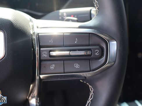 Used 2025 GMC Acadia Denali w/ LPO, Floor Liner Package FWD image 17