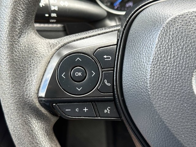Used 2022 Toyota RAV4 LE AWD/4WD image 24