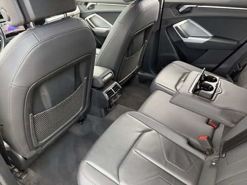 Used 2023 Audi Q3 2.0T Premium image 18