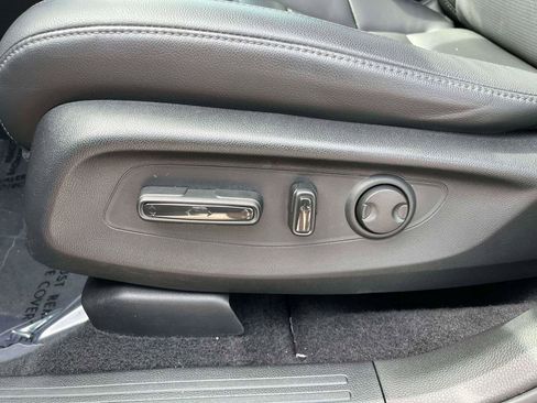 Used 2023 Honda CR-V EX-L image 18