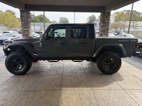 Used 2020 Jeep Gladiator Sport w/ Quick Order Package 24S image 10