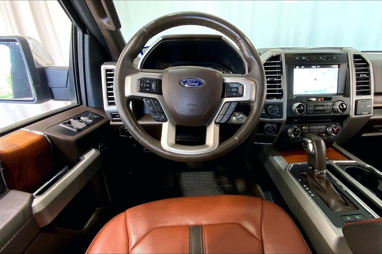 Used 2018 Ford F150 King Ranch w/ Equipment Group 601A Luxury AWD/4WD image 14