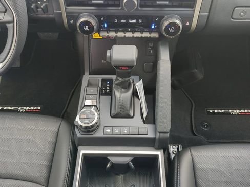 New 2026 Toyota Tacoma TRD Off-Road AWD/4WD image 16