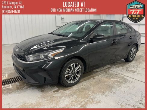 Used 2023 Kia Forte LXS w/ LXS Technology Package FWD image 14