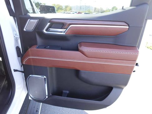 Used 2024 GMC Sierra 1500 Denali Ultimate AWD/4WD image 25