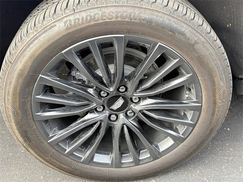 Used 2025 Cadillac Escalade Sport Platinum image 4