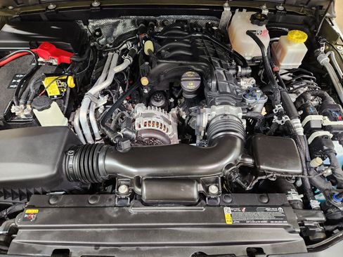 Used 2025 Jeep Gladiator Sport image 51