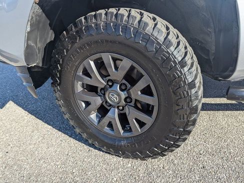 Used 2021 Toyota Tacoma SR image 29