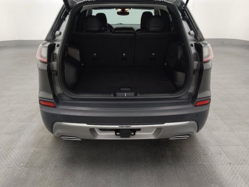 Used 2020 Jeep Cherokee Limited w/ Technology Group image 29