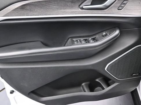 Used 2021 Jeep Grand Cherokee L Limited RWD image 12