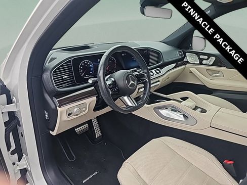 Used 2024 Mercedes-Benz GLS 450 4MATIC image 20