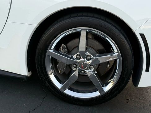 Used 2014 Chevrolet Corvette Stingray Coupe w/ 2LT Preferred Equipment Group image 14