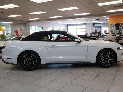 Used 2020 Ford Mustang Premium RWD image 13