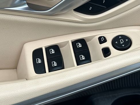 Used 2023 BMW 330e w/ Premium Package image 11