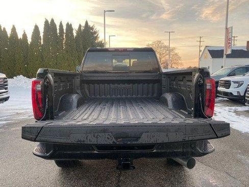 New 2026 GMC Sierra 3500 Denali w/ Denali Reserve Package image 5
