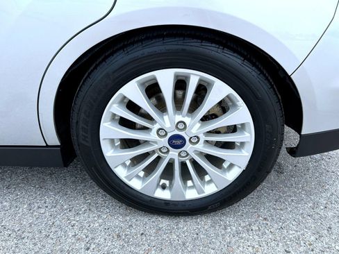 Used 2017 Ford C-MAX SE FWD image 23