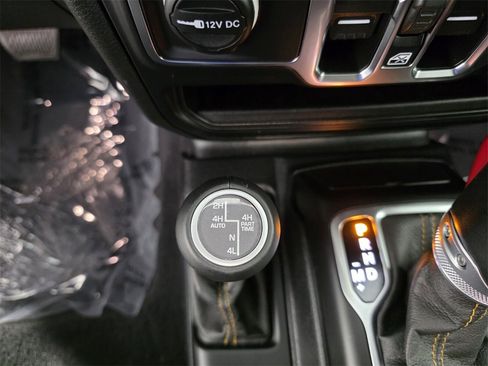 Certified 2021 Jeep Wrangler Unlimited Sahara image 25