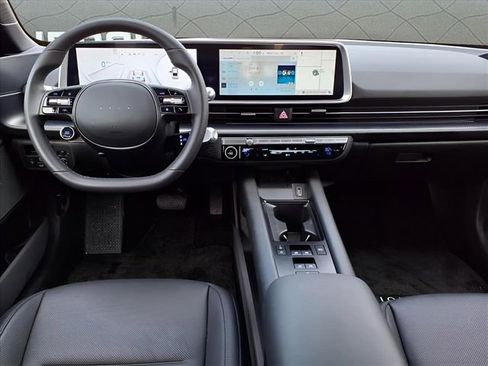 Certified 2025 Hyundai Ioniq 6 SEL image 12